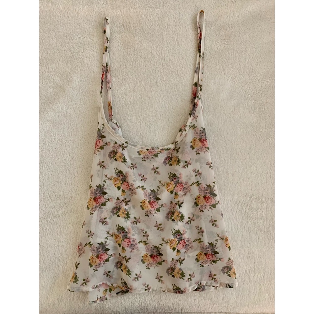 Floral Crop Top 🌸